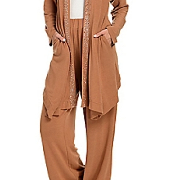 Brand new Allen and Amelia set - Picture 14 of 16